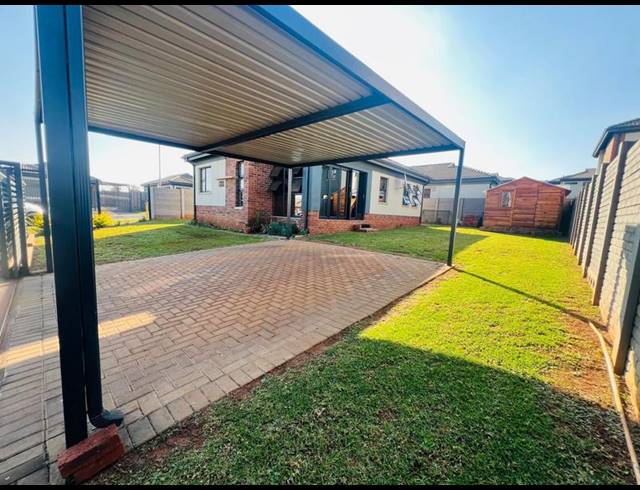 3 BEDROOM HOUSE FOR SALE IN LOTUS GARDENS